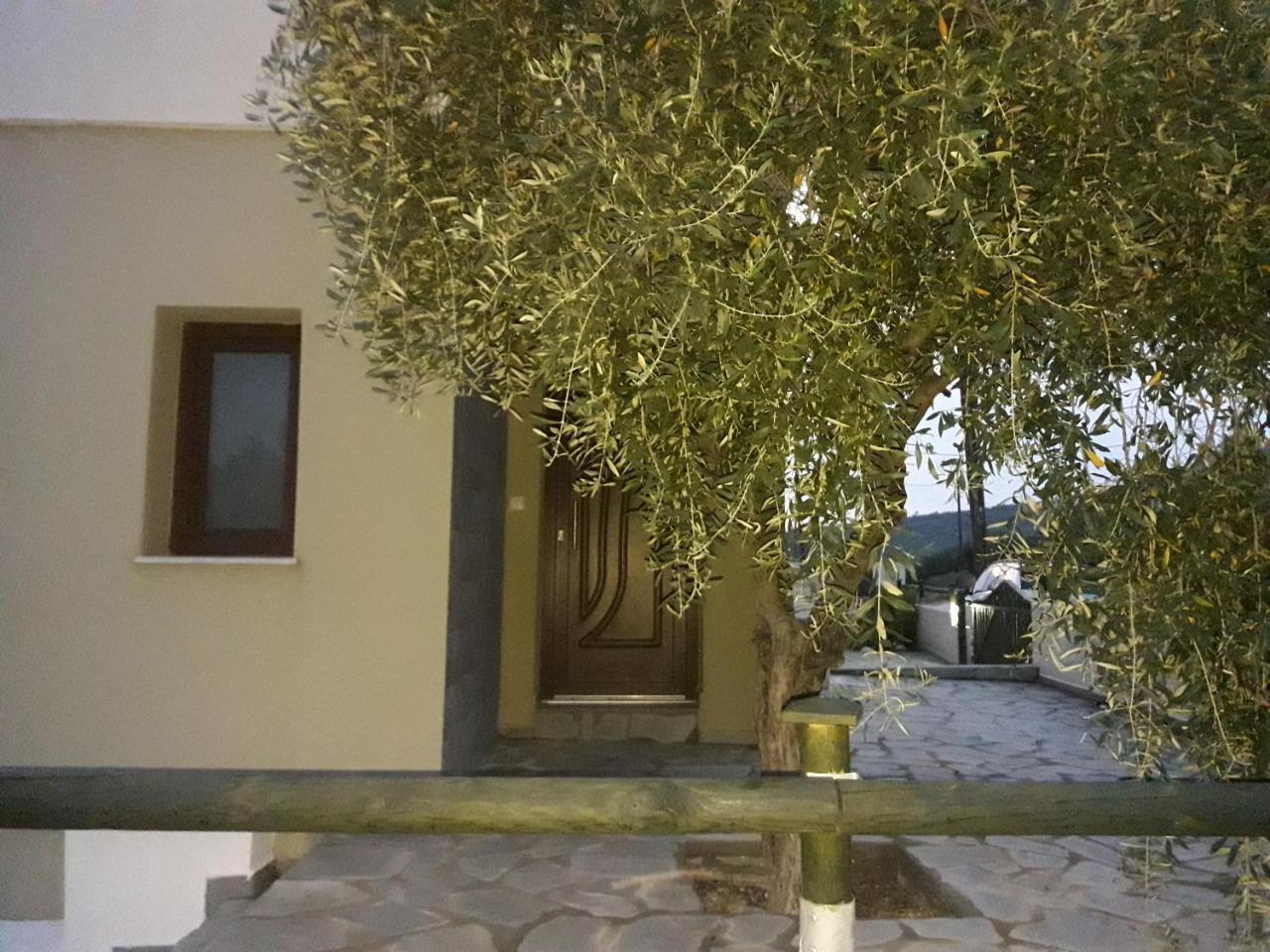 Villa Oliva Astris Exterior photo